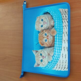 Папка для тетрадей А4 молния сверху Котята в корзинке лам картон